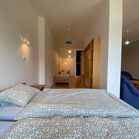 Apartman Majak U Zermanicke Prehrady Pitrov Bagian luar foto